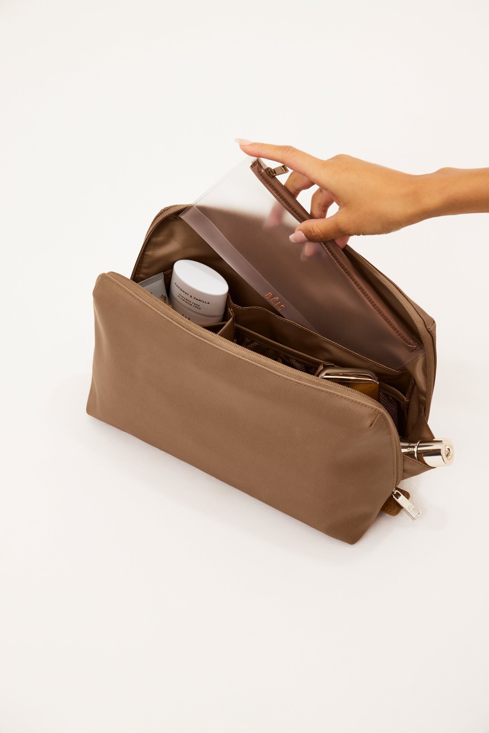 beis makeup travel bag The Small Cosmetic Pouch in Espresso Makeup bags Say goodbye to chaosthis pouch keeps your beauty must The Large Cosmetic Pouch in