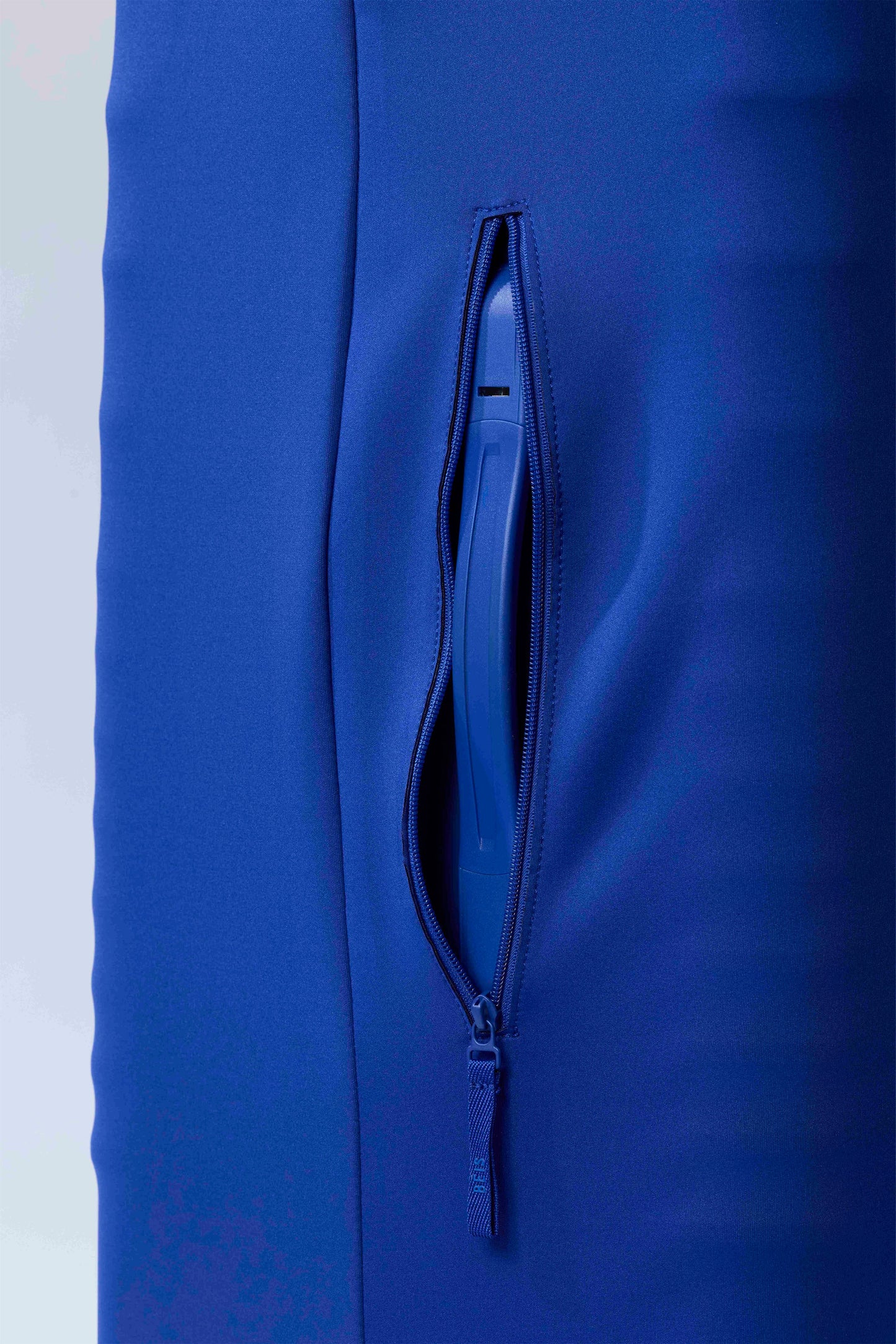 The Large Check-In Luggage Cover in Cobalt Blue