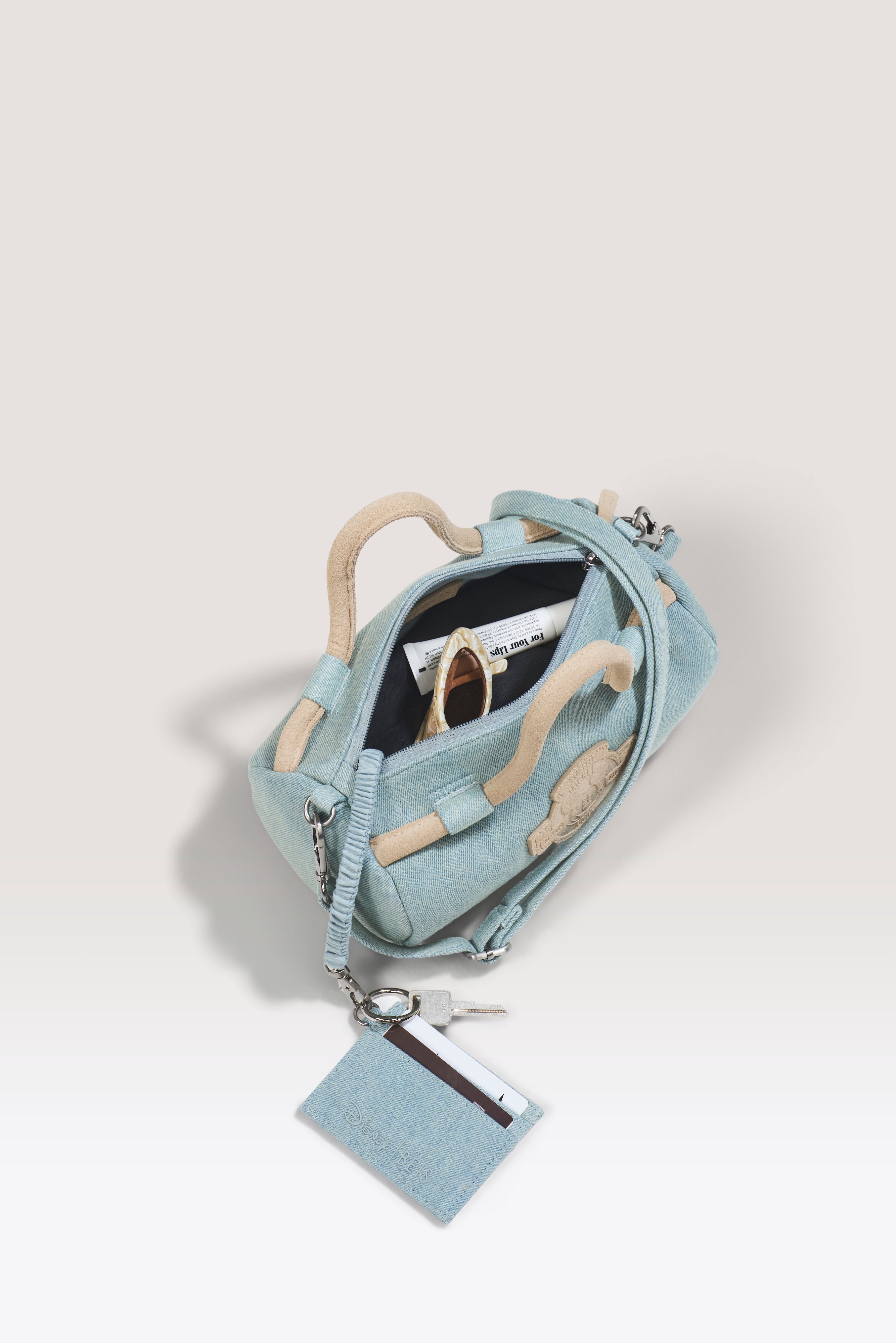 B1A4 パスケース BÉIS 'The Disney Small Duffle' in Blue Jeans - Blue Small Disney