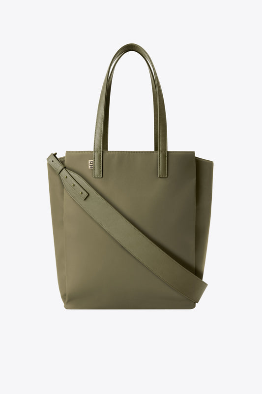 The Commuter Tote in Olive