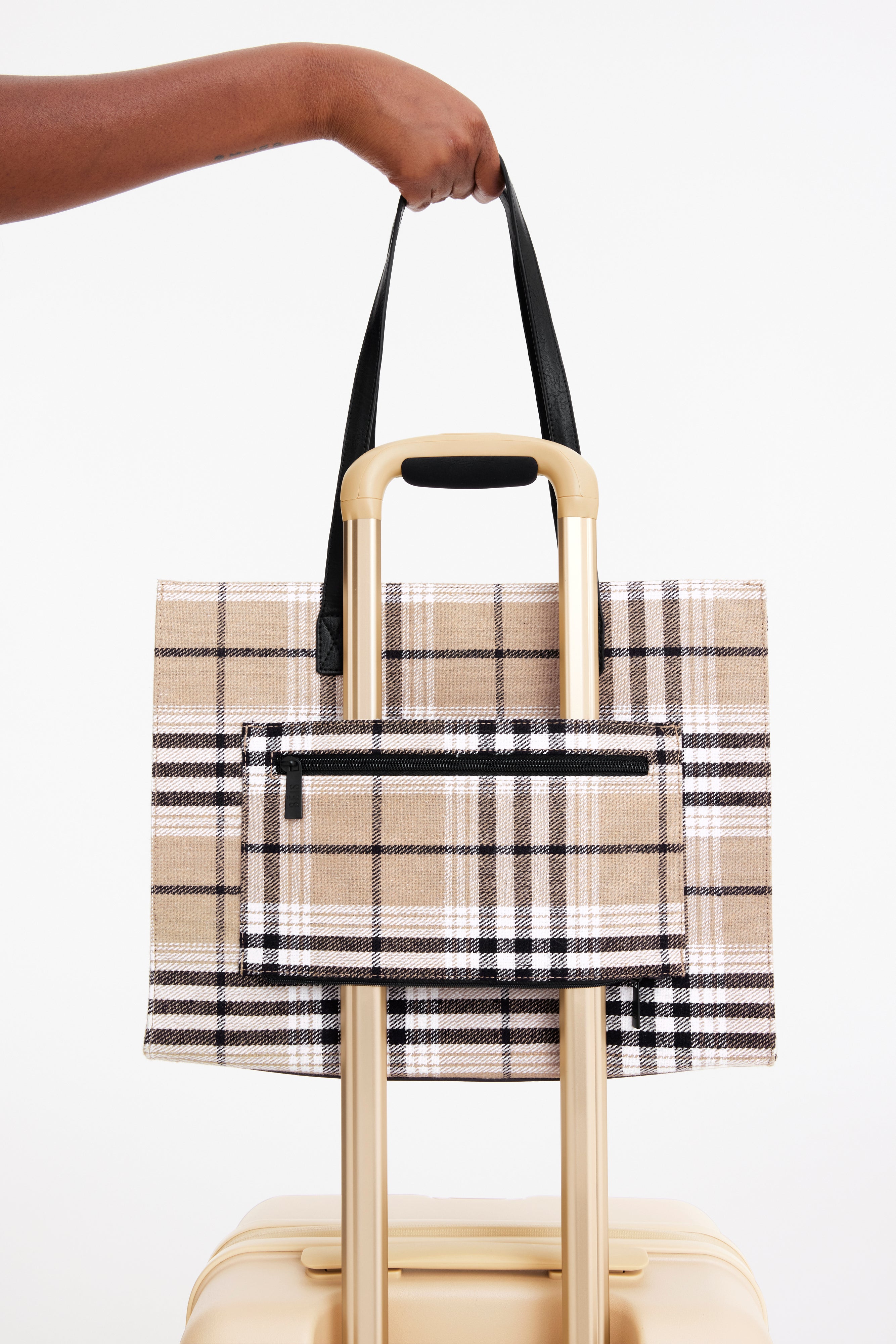 Burberry work discount bag