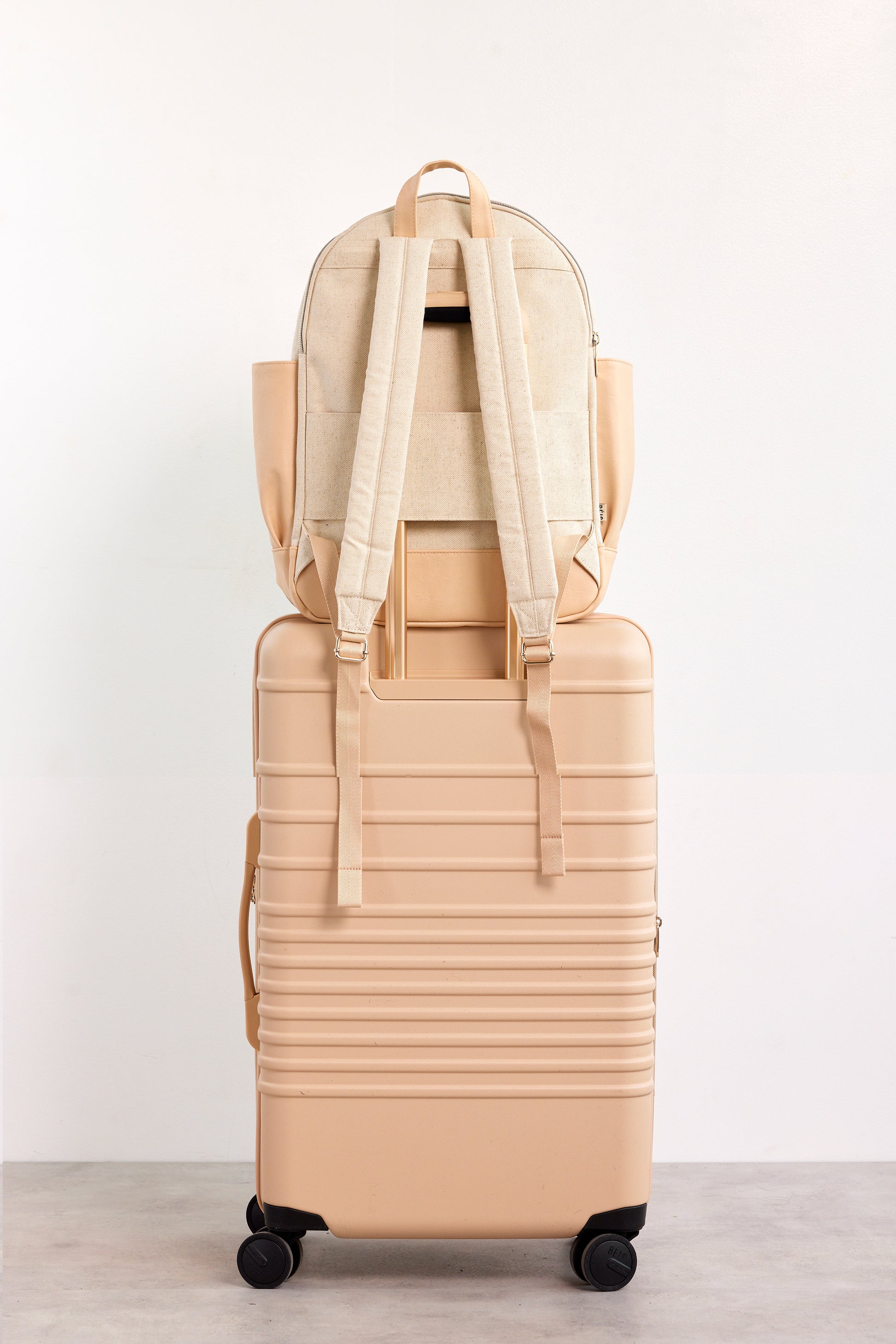 beis mini backpack BÉIS 'The Backpack' in Beige