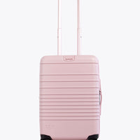 Béis The Carry-On Roller in Atlas Pink