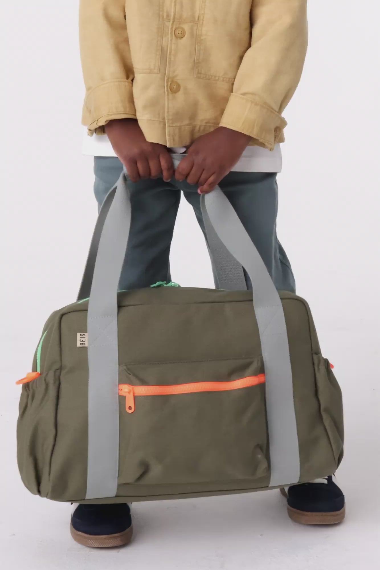 Travel duffle outlet bag