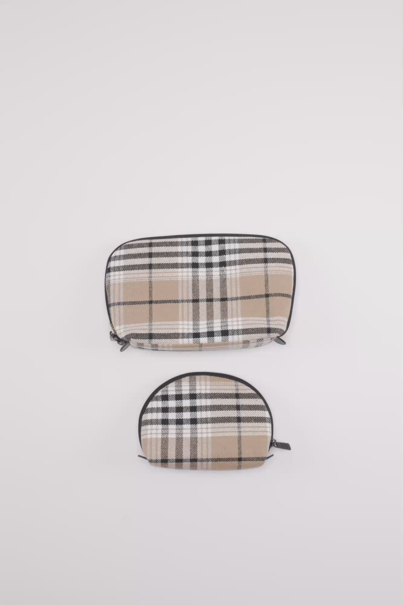 NEW with Tags Beis Plaid The Messenger Tote and orders Cosmetic Pouches