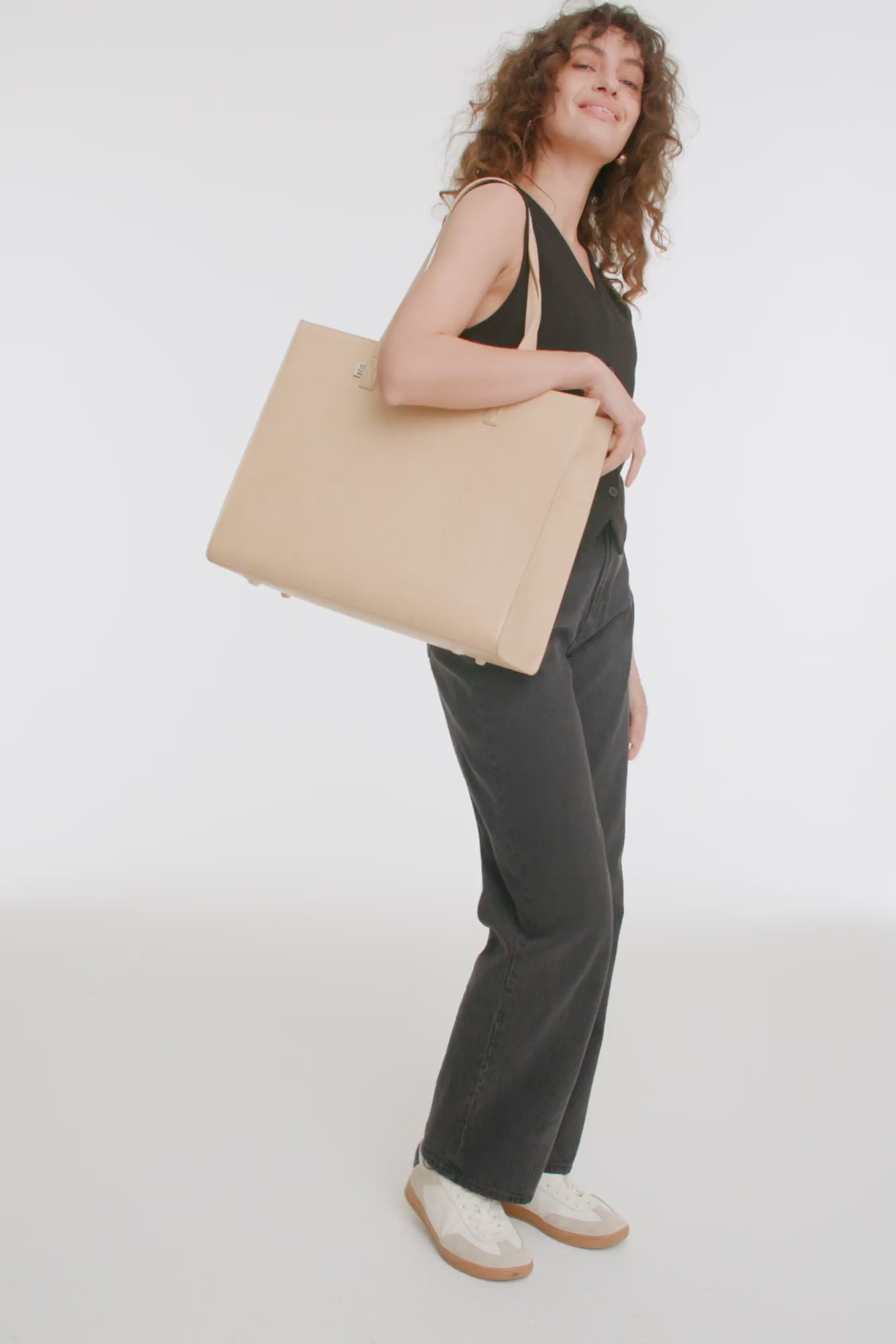 BÉIS 'The Large Work Tote' in Beige - Work Bag For Women & Laptop Bag