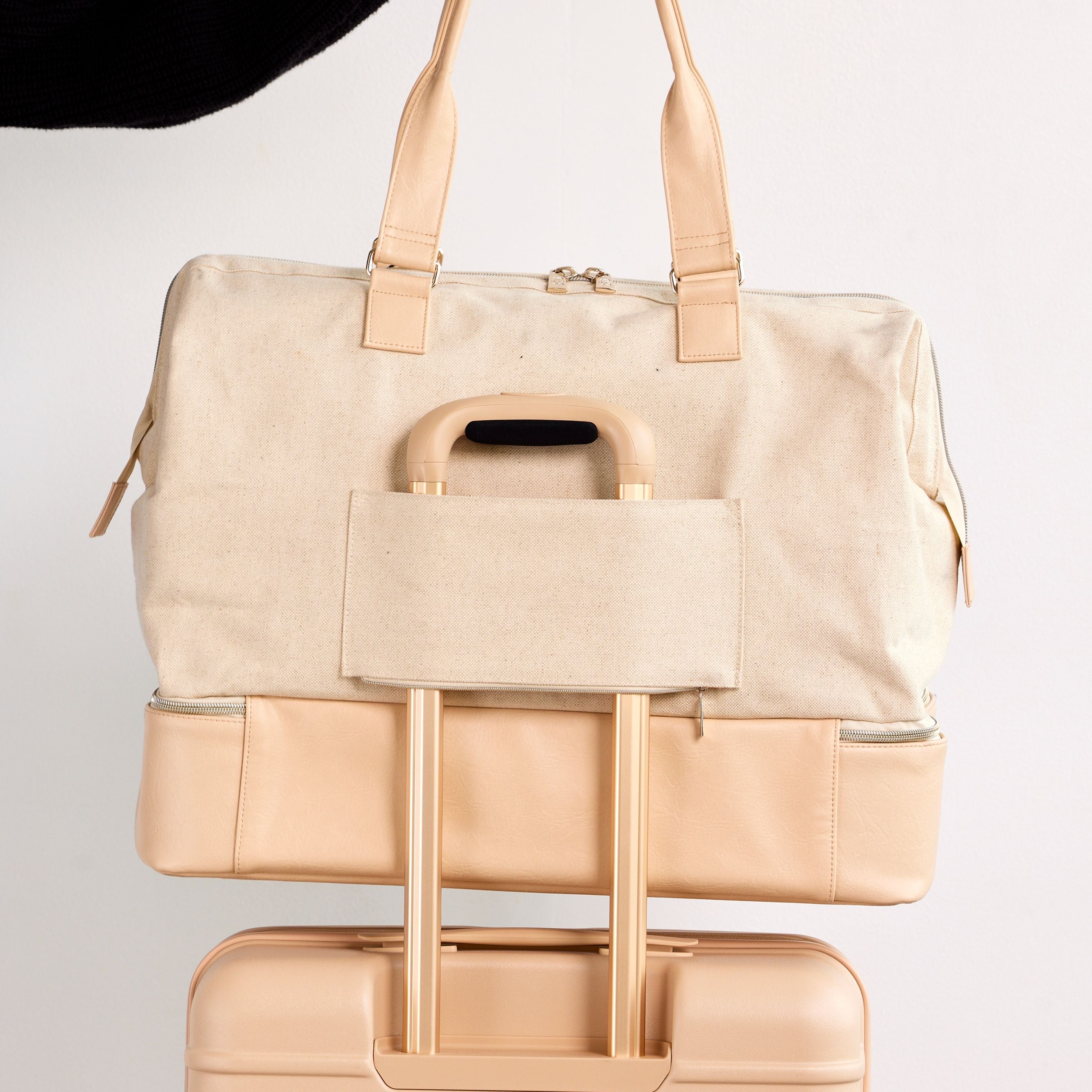 The Weekender in Beige