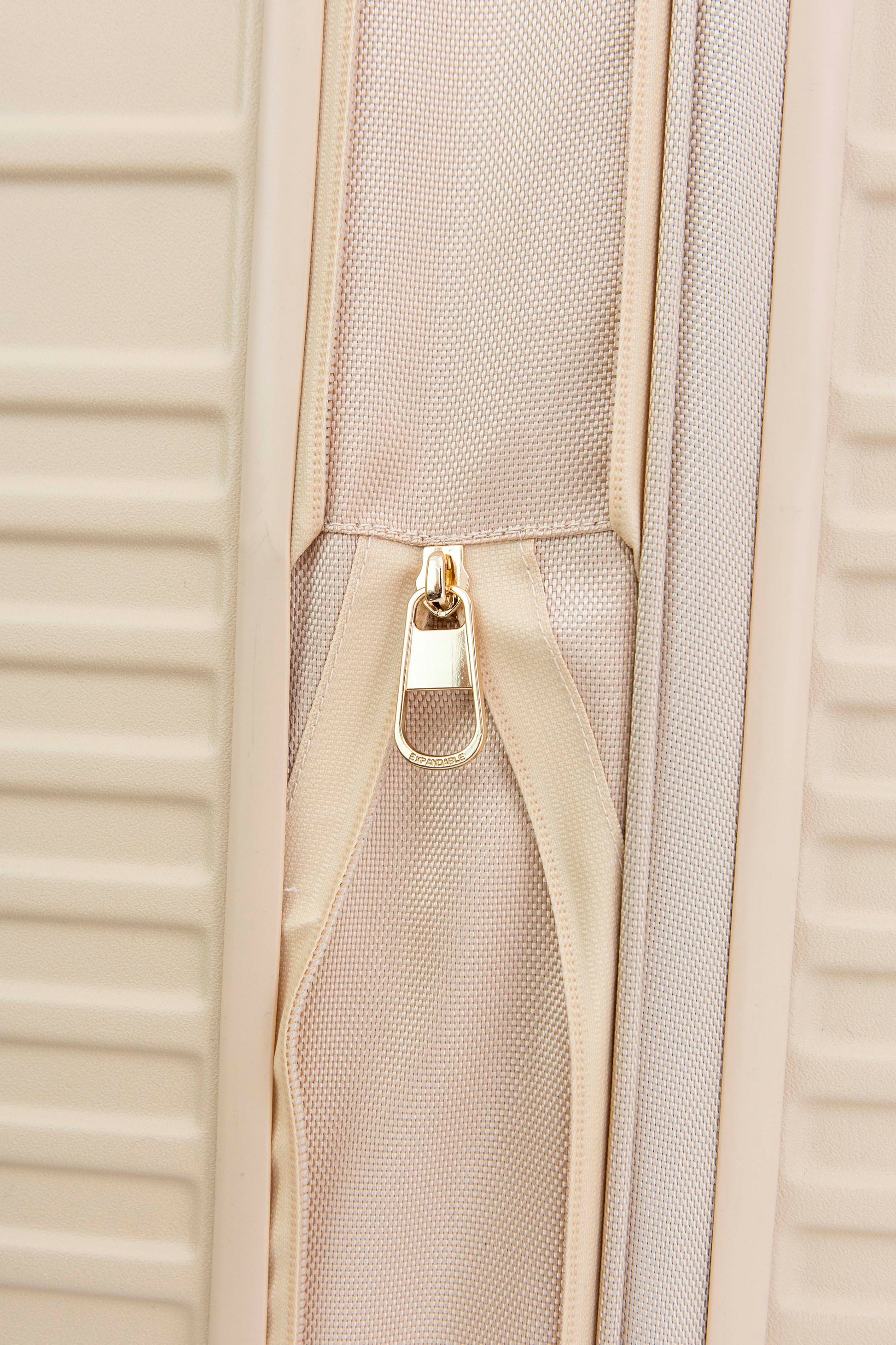 29" Large Check-In Roller Beige Expandable Zipper
