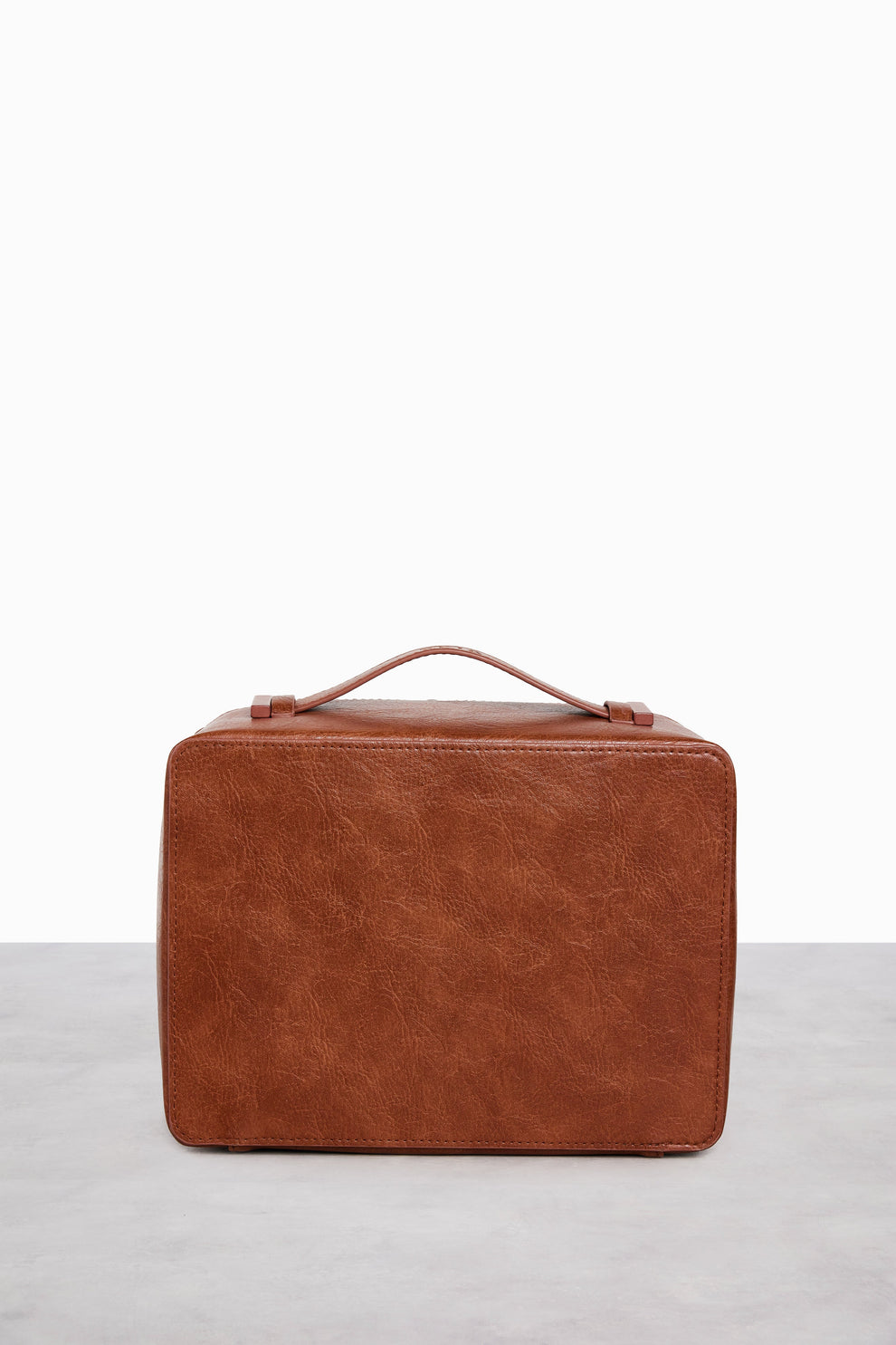 New Omb Make Up Case Medium Chocolate Soft Grain