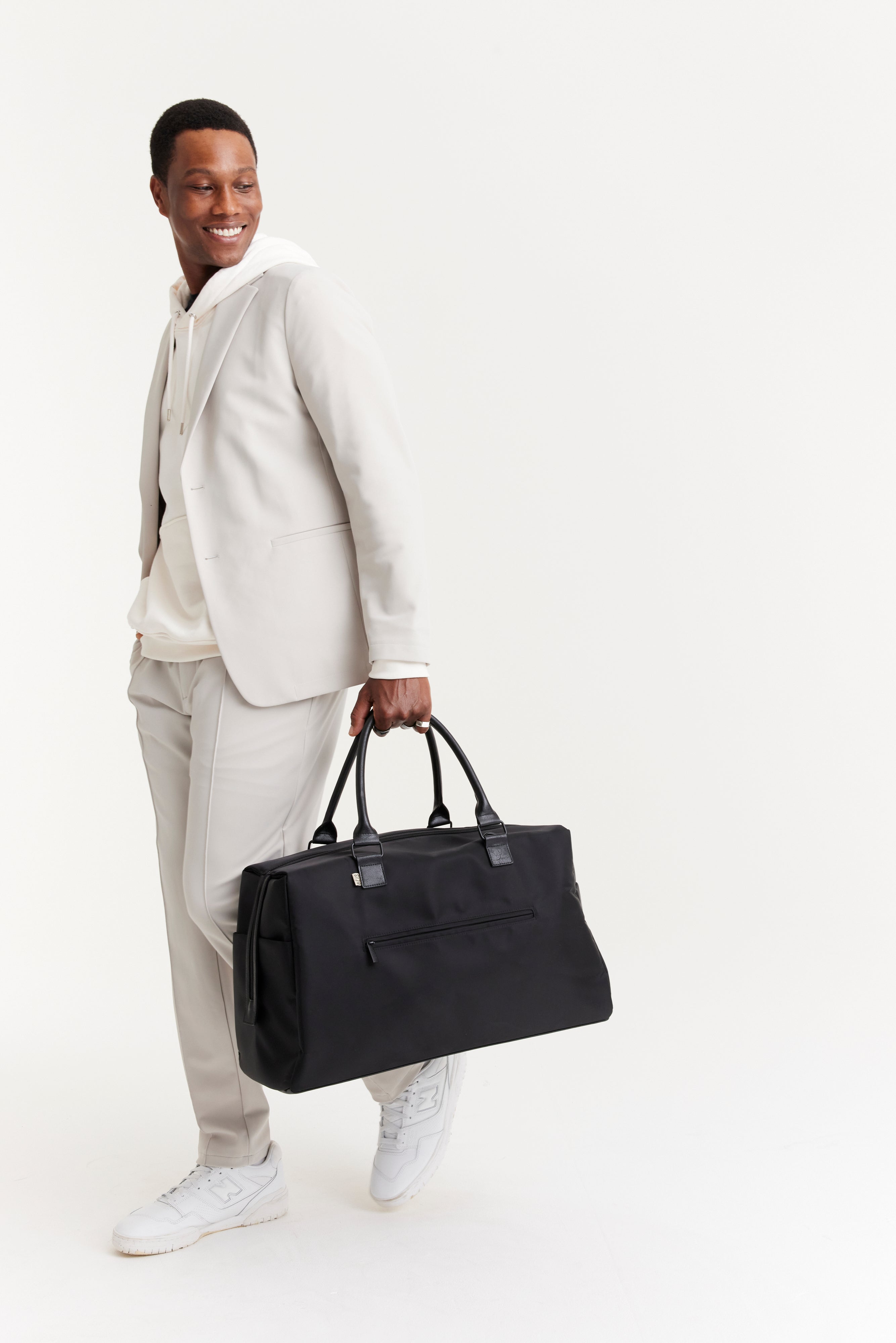 Beis duffle outlet bag