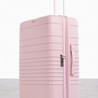 BÉIS 'The Large Check-In Roller' in Atlas Pink - Pink Large