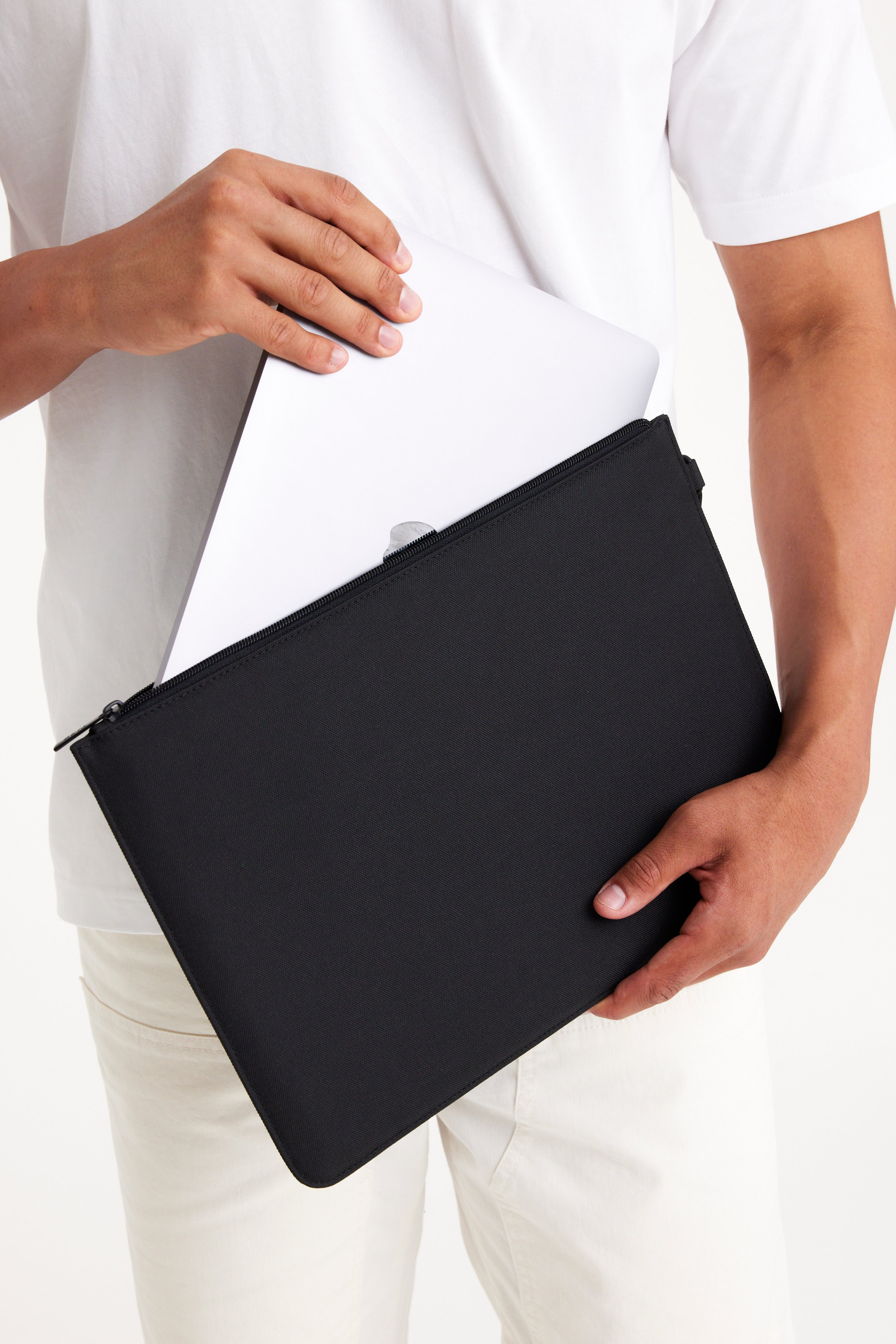 Laptop case with pocket best sale