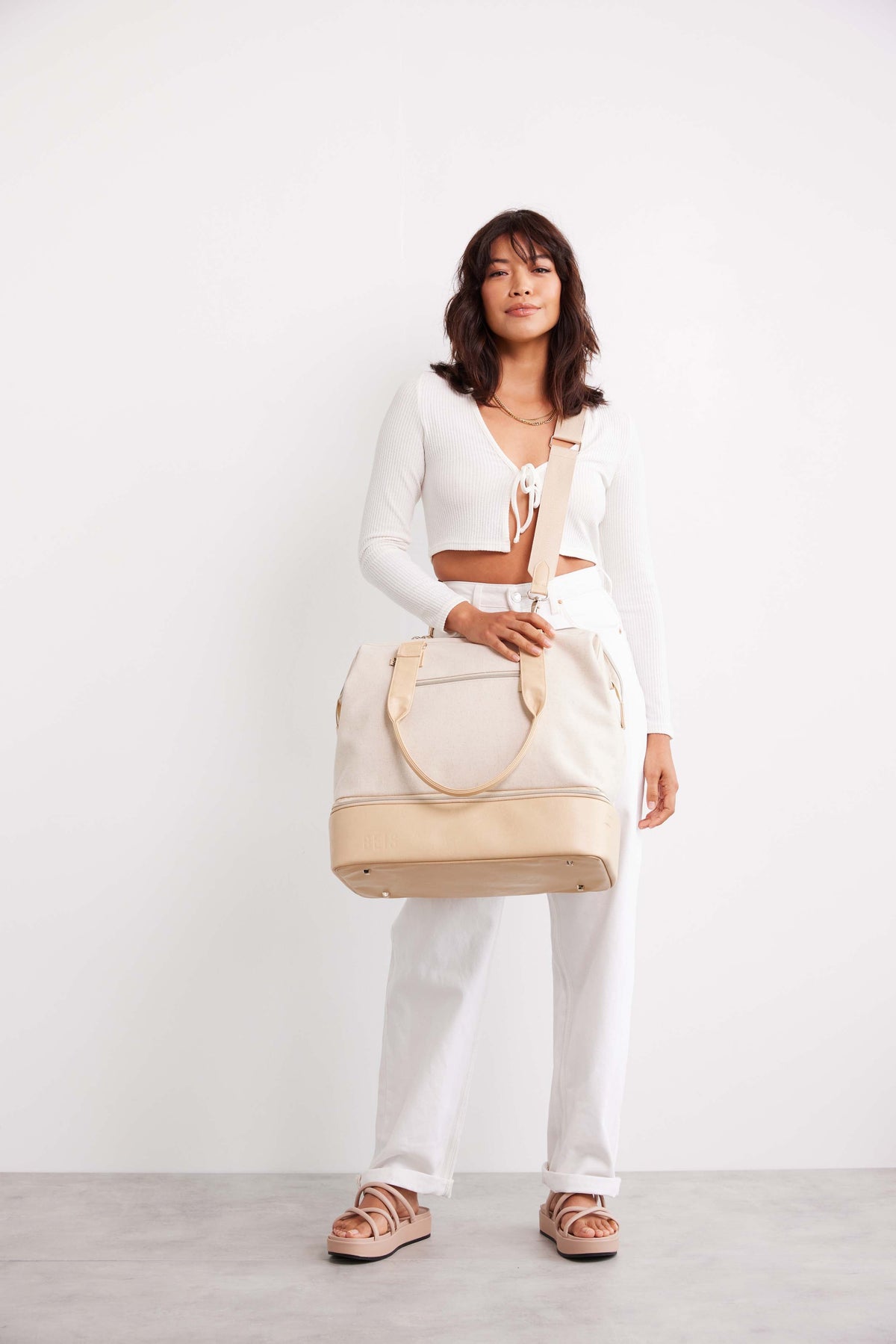 BÉIS 'The Mini Weekender' In Beige - Small Beige Weekender Bag & Travel ...