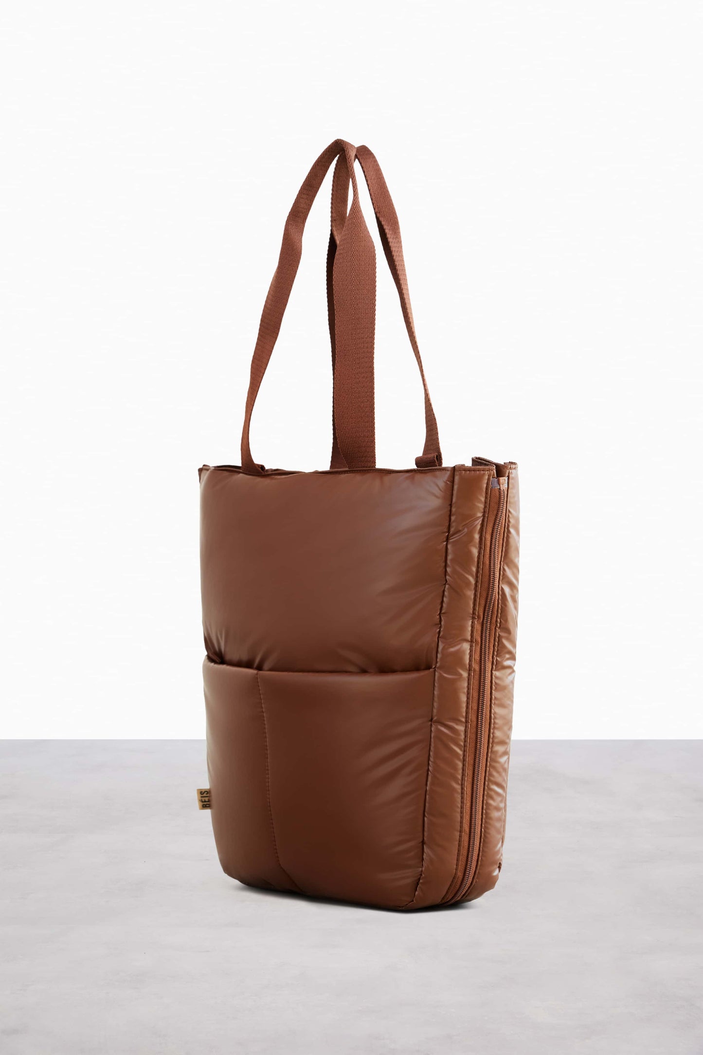 The Expandable Tote in Maple