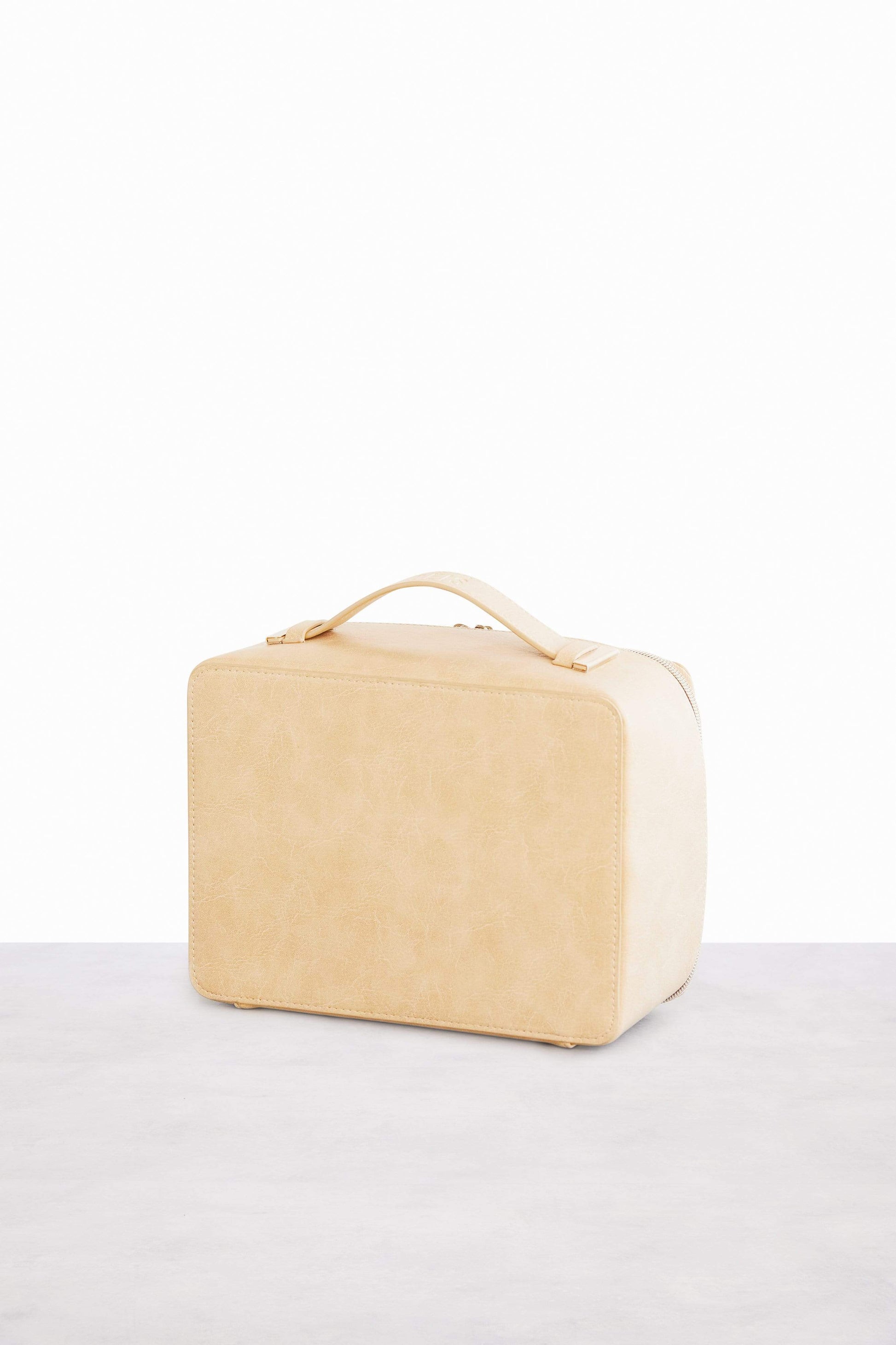 Travel Makeup & Cosmetic Case Travel Makeup & Cosmetic Case