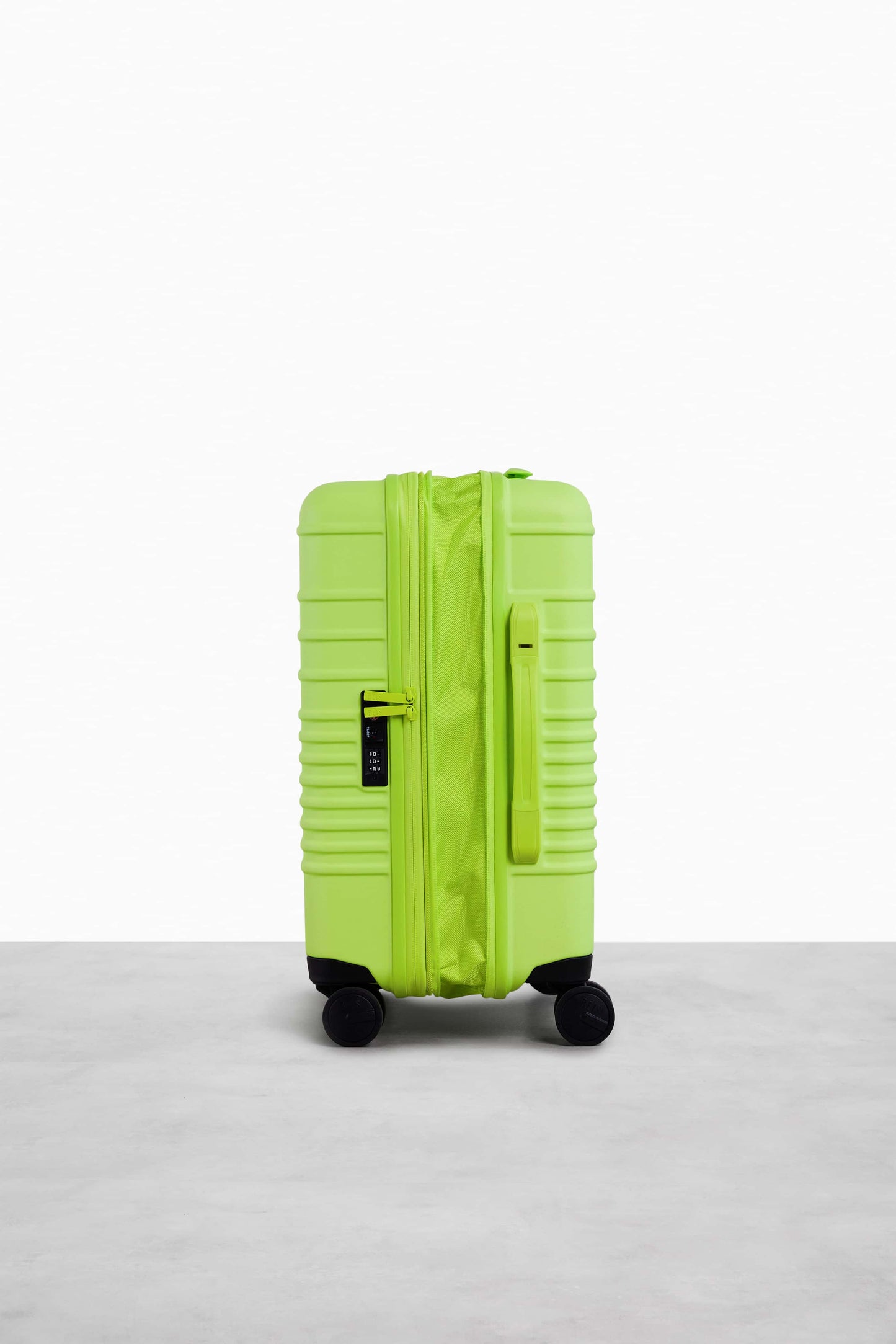 The Carry-On Roller in Citron